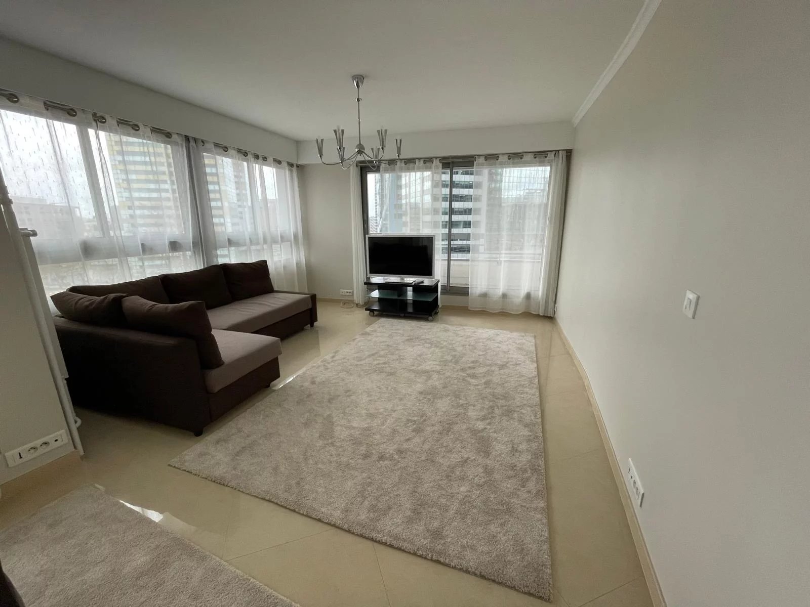 Photo 3 - Location Appartement Courbevoie 92400