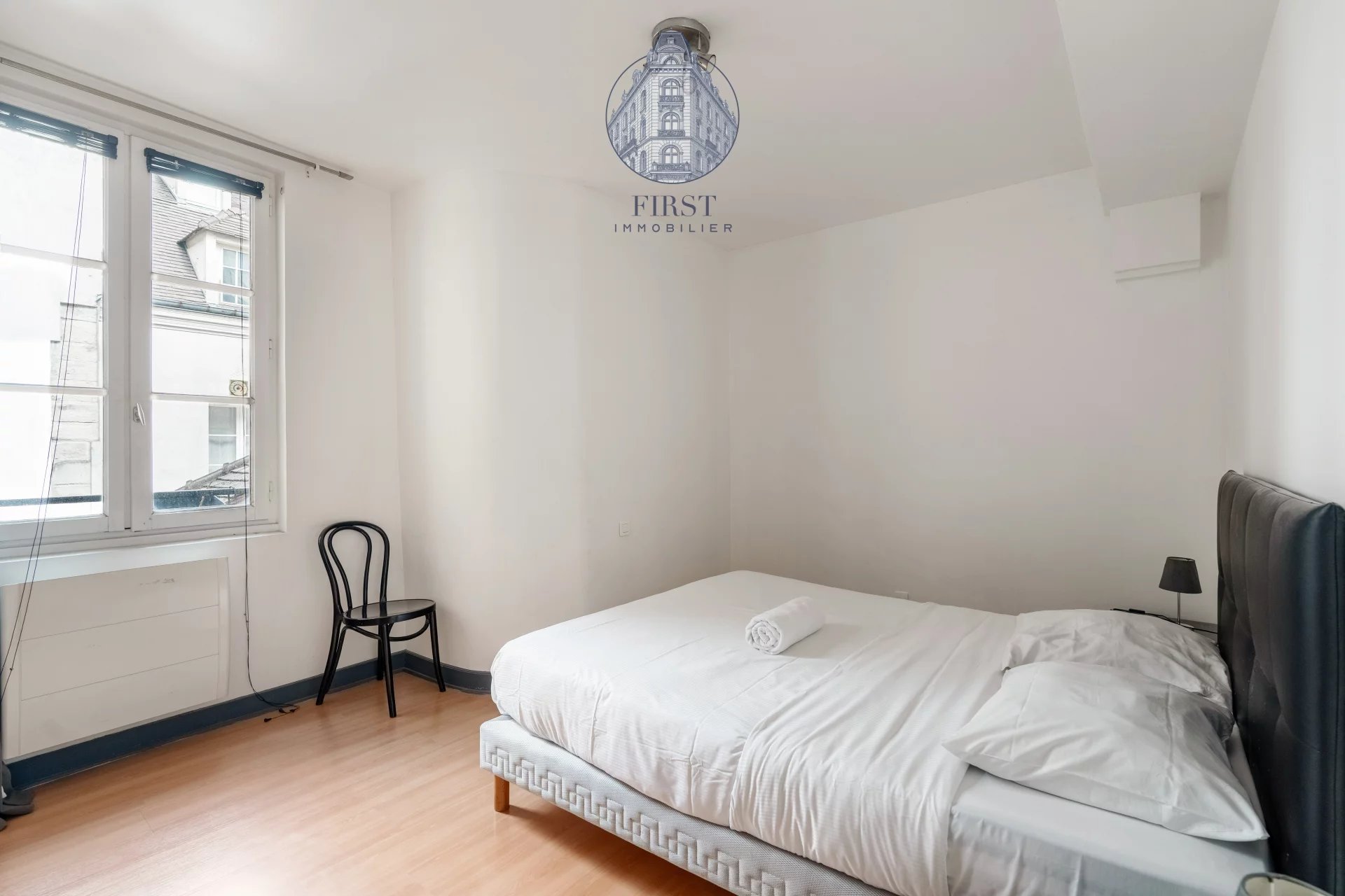 Photo 8 - Vente Appartement Paris 4ème 75004